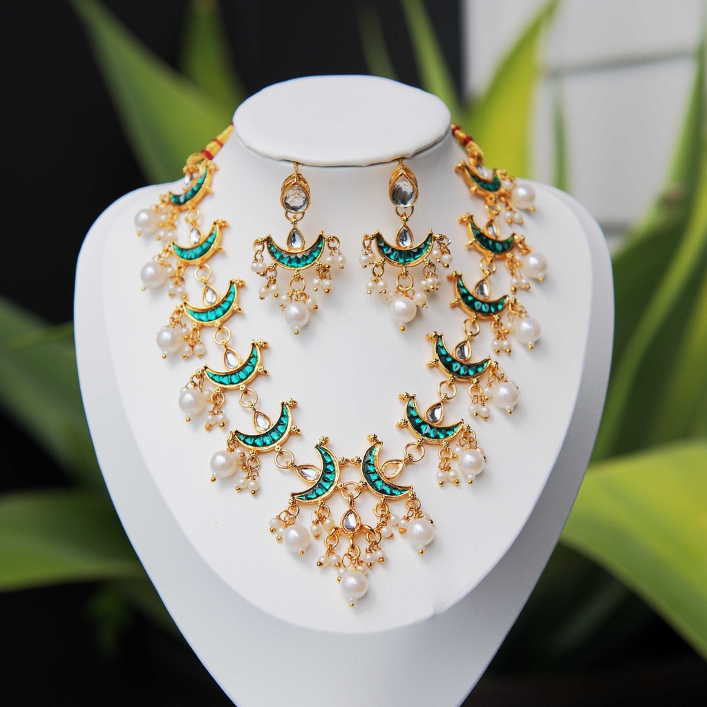 Diya Kundan Crescent Necklace Set