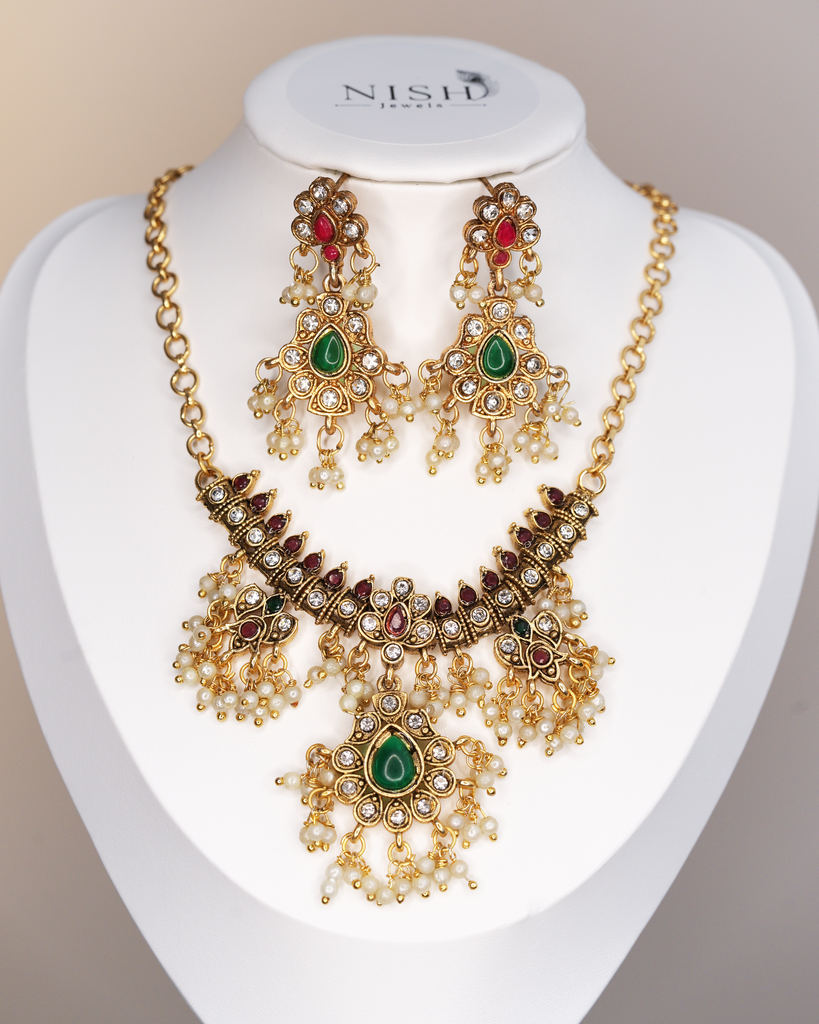 Kanchan Pota Stone Necklace Set