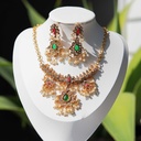 Kanchan Pota Stone Necklace Set